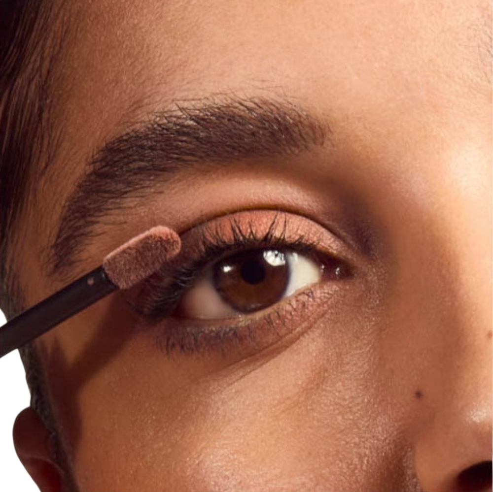 Rimmel London Wonder'Cloud Soft Shadow 001 Honey Drop - Picture 3 of 5